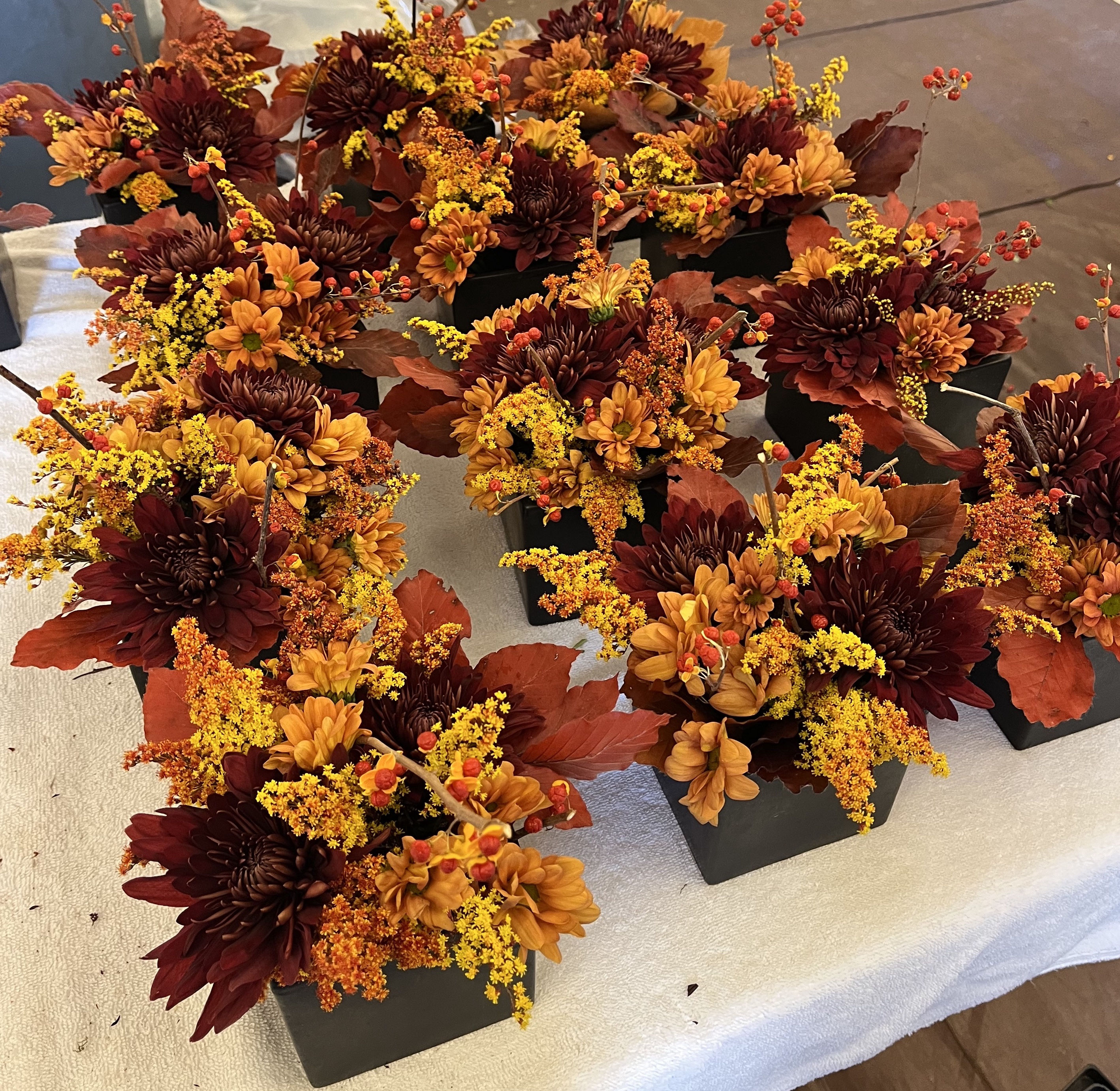 Ikebana Flower Arrangement by Nakaba Emtesali