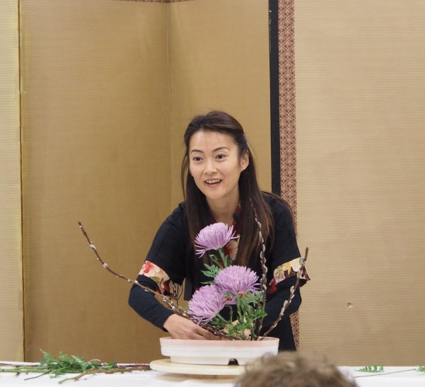 Ikebana Flower Arrangement Workshop by Nakaba Emtesali